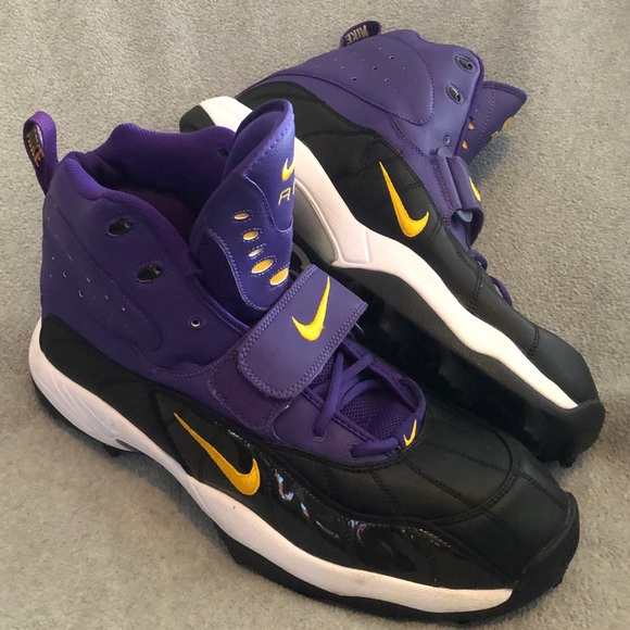 NWOT Mens Nike Cleats - Picture 5 of 6